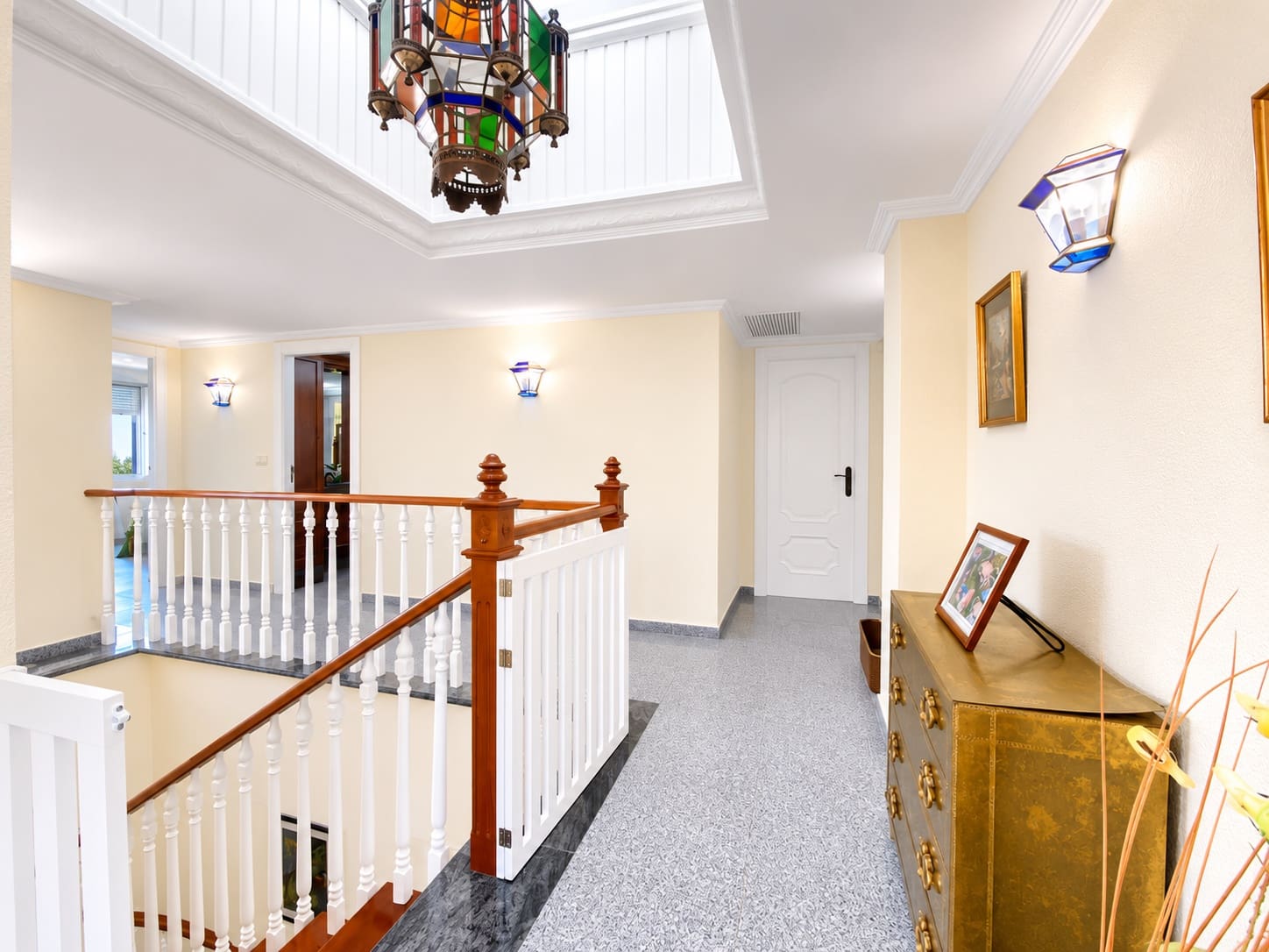 Chalet de 8 habitaciones en Cabo Roig en venta con piscina garaje - 1.490.000 € (Ref: 10004302)