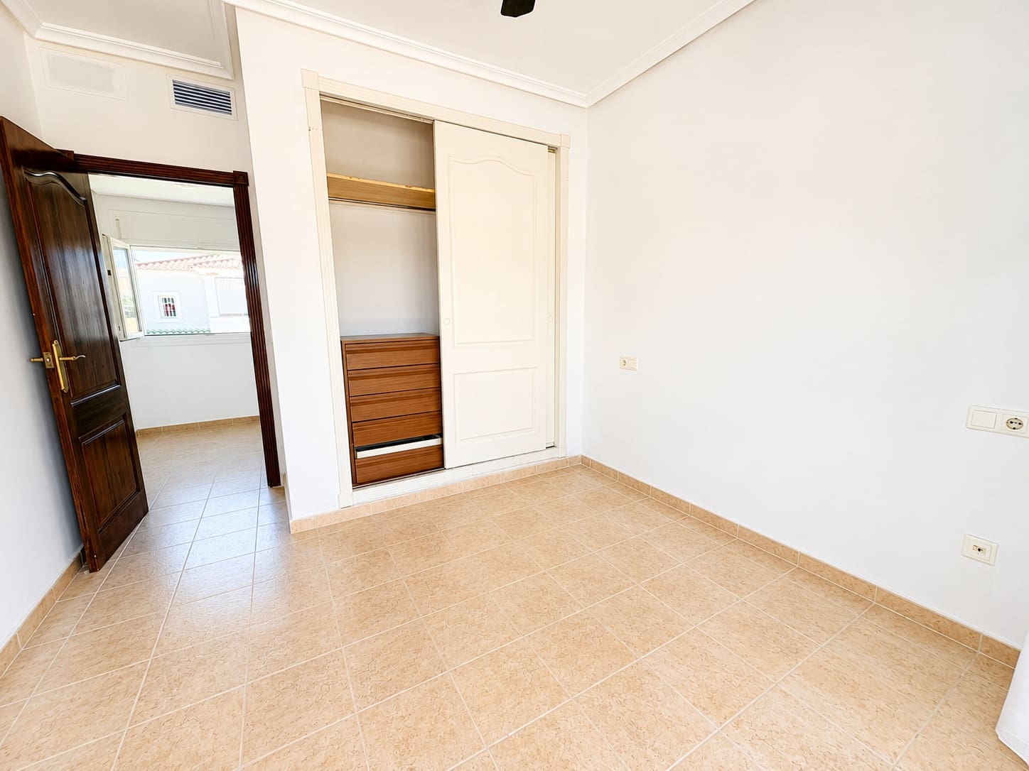 2 slaapkamer Villa te koop in Banos y Mendigo met zwembad - € 329.500 (Ref: 10004306)