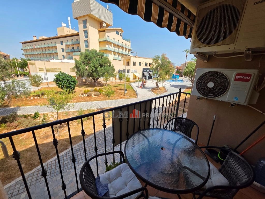 Apartamento de 2 habitaciones en Los Alcázares en venta - 152.500 € (Ref: 10019345)