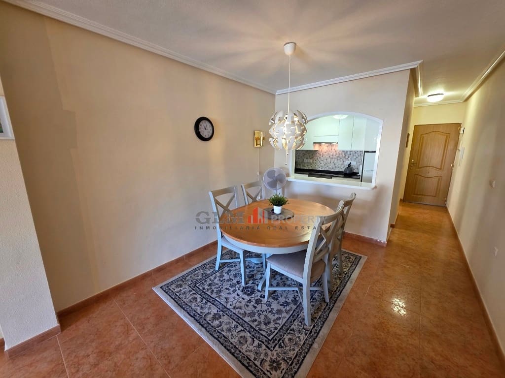 Apartamento de 2 habitaciones en Los Alcázares en venta - 152.500 € (Ref: 10019345)
