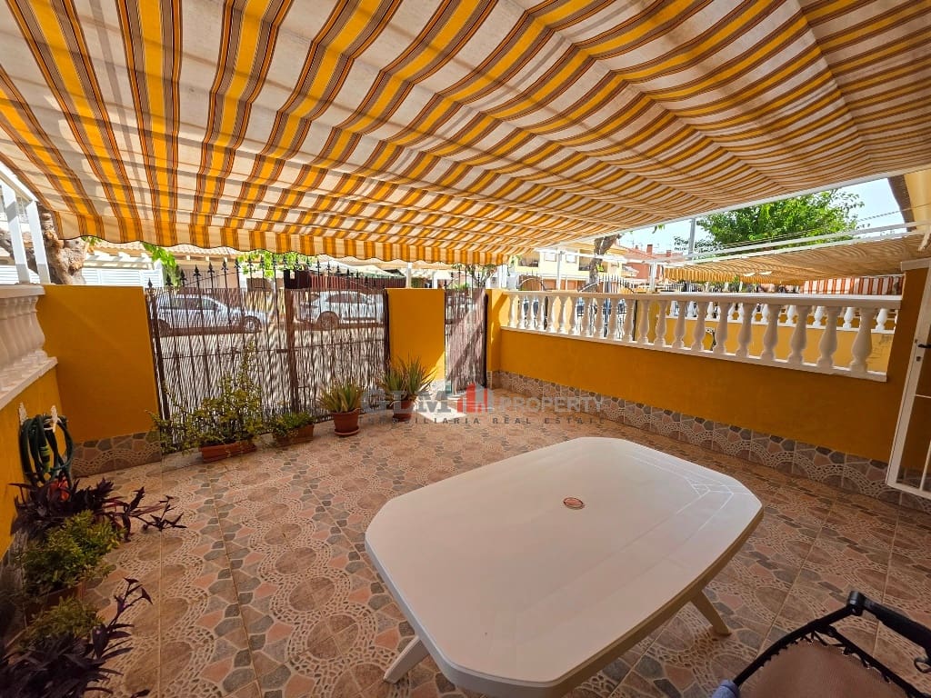 4 bedroom Apartment for sale in Los Narejos - € 299,000 (Ref: 10019347)