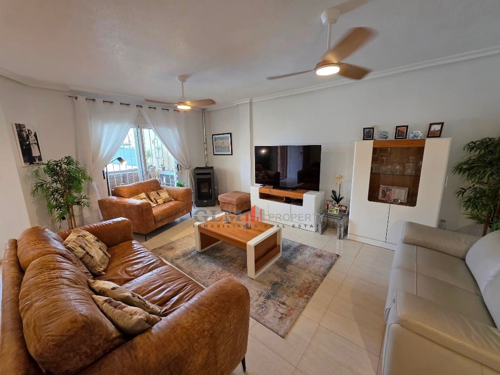 Apartamento de 3 habitaciones en Los Alcázares en venta con piscina garaje - 329.000 € (Ref: 10019348)