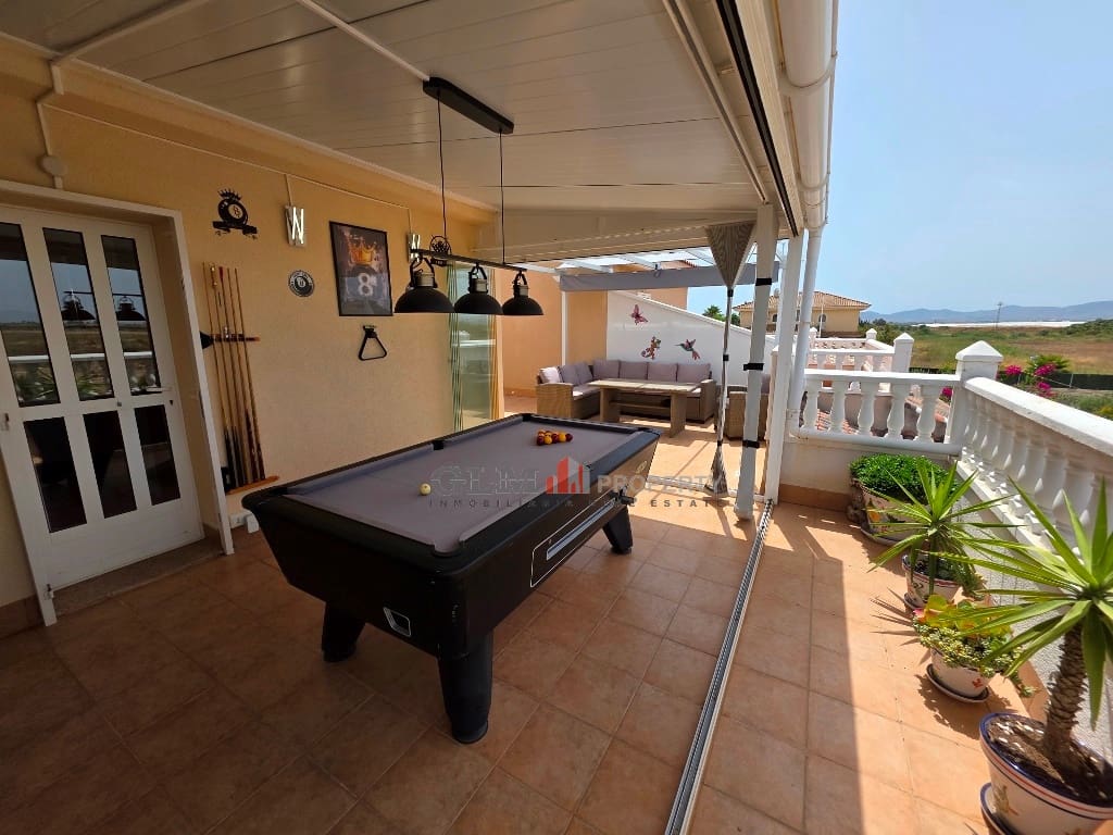Apartamento de 3 habitaciones en Los Alcázares en venta con piscina garaje - 329.000 € (Ref: 10019348)