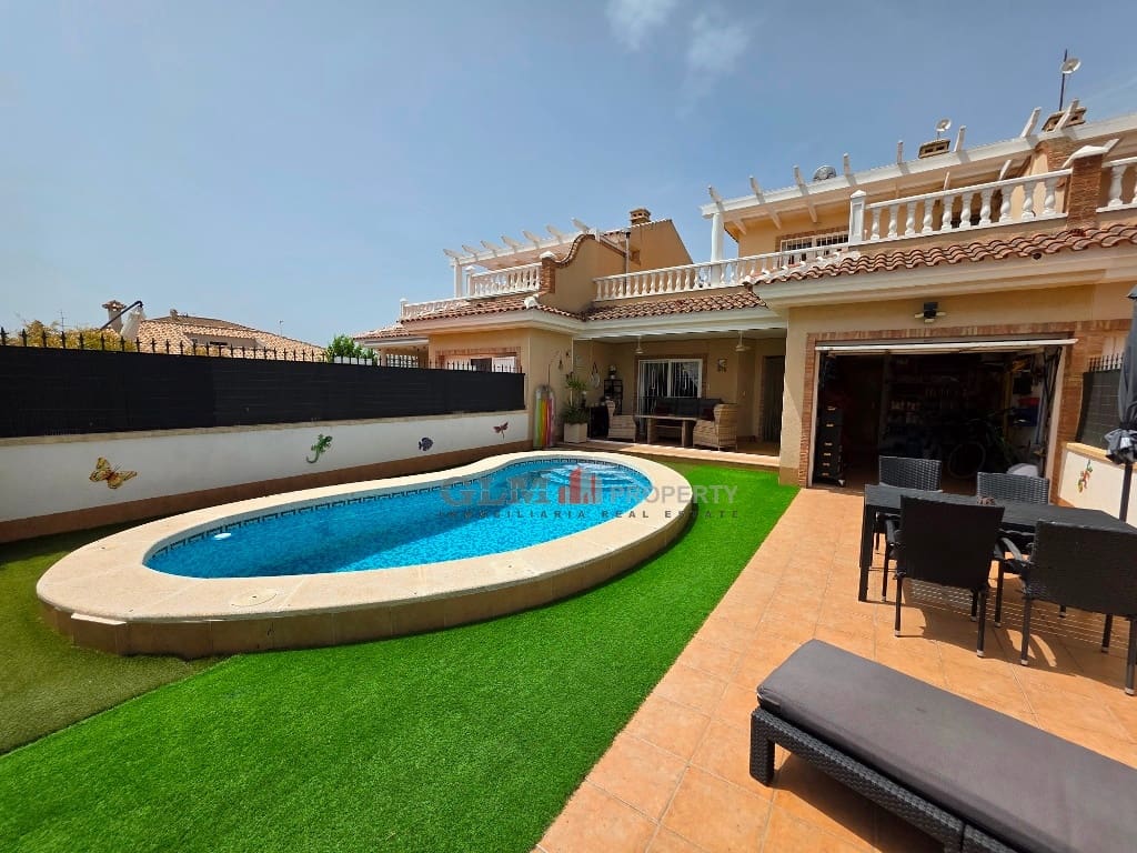 Apartamento de 3 habitaciones en Los Alcázares en venta con piscina garaje - 329.000 € (Ref: 10019348)