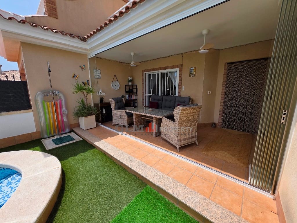 Apartamento de 3 habitaciones en Los Alcázares en venta con piscina garaje - 329.000 € (Ref: 10019348)