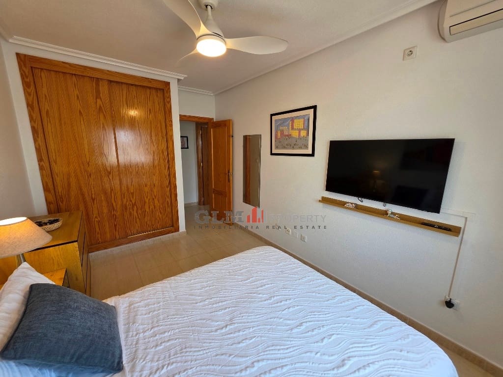 Apartamento de 3 habitaciones en Los Alcázares en venta con piscina garaje - 329.000 € (Ref: 10019348)