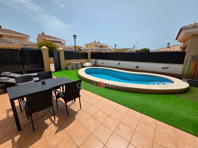 Apartamento de 3 habitaciones en Los Alcázares en venta con piscina garaje - 329.000 € (Ref: 10019348)