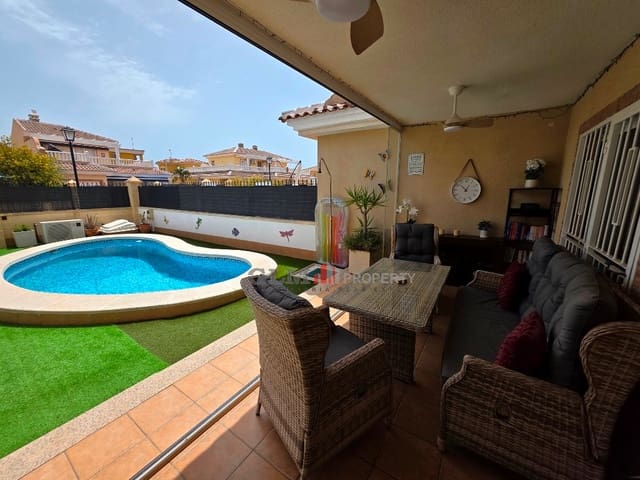 Apartamento de 3 habitaciones en Los Alcázares en venta con piscina garaje - 329.000 € (Ref: 10019348)
