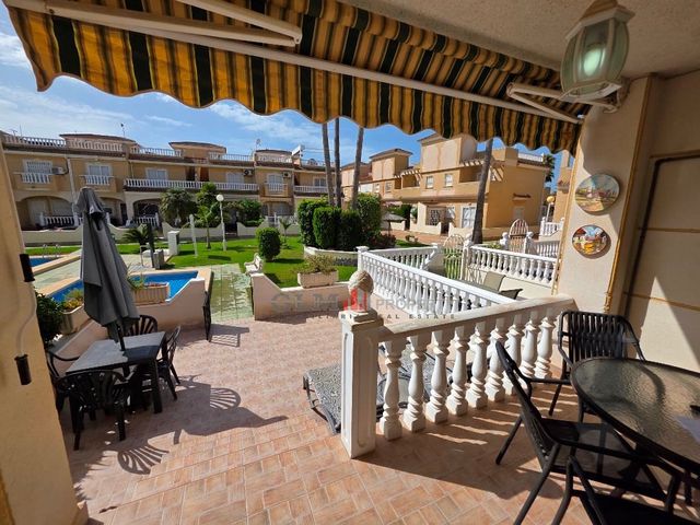 Apartamento de 3 habitaciones en Los Alcázares en venta con piscina - 269.000 € (Ref: 10019350)