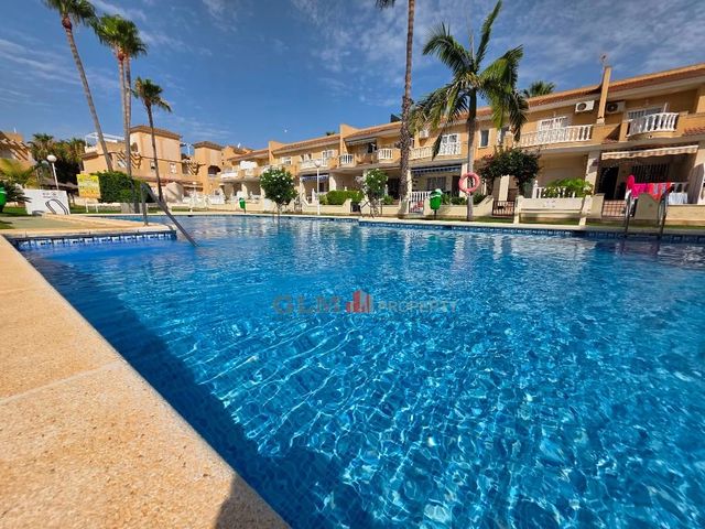Apartamento de 3 habitaciones en Los Alcázares en venta con piscina - 269.000 € (Ref: 10019350)