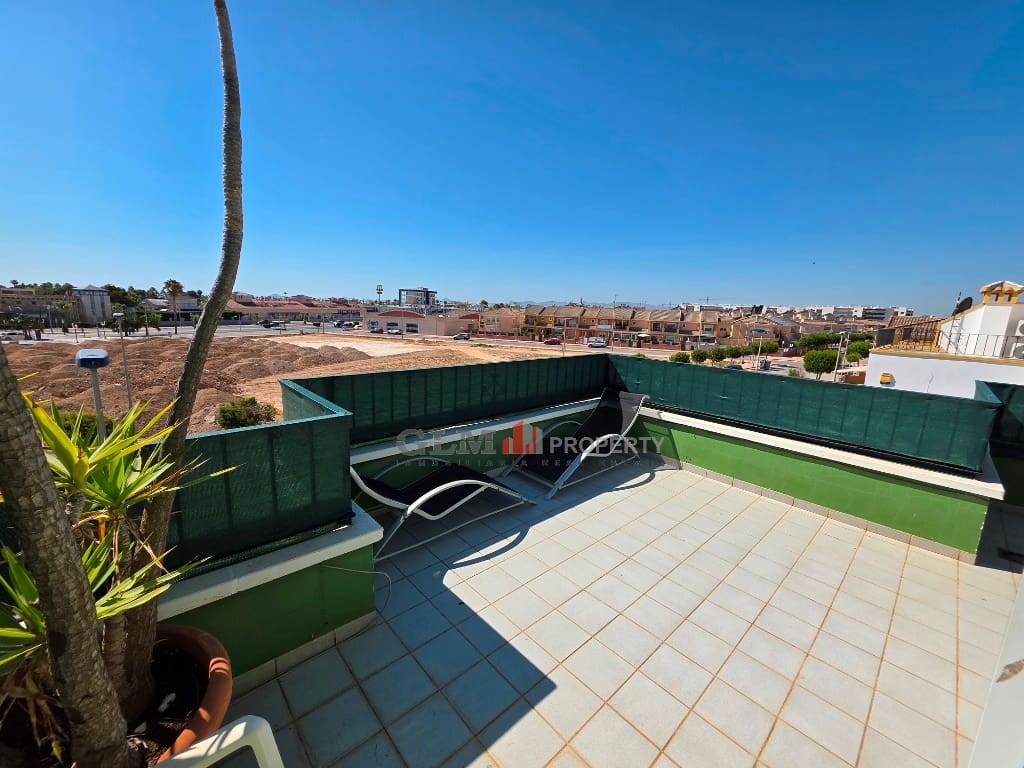 3 Zimmer Apartment zu verkaufen in San Javier mit Pool - 240.000 € (Ref: 10019353)
