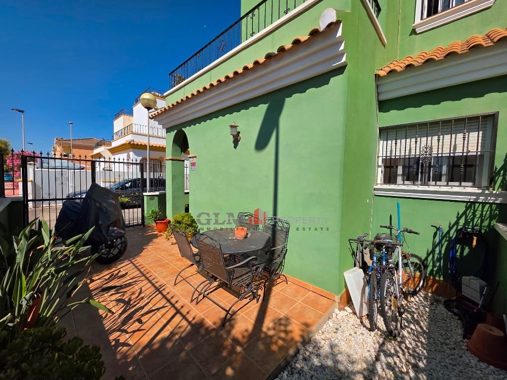 3 Zimmer Apartment zu verkaufen in San Javier mit Pool - 240.000 € (Ref: 10019353)