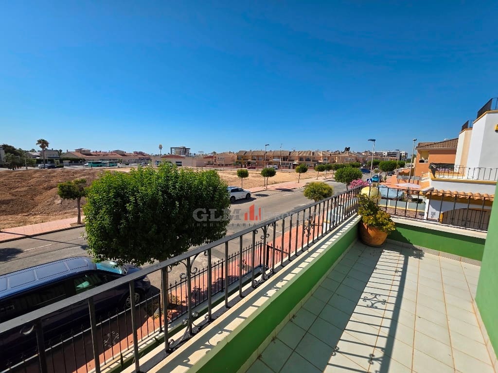 3 Zimmer Apartment zu verkaufen in San Javier mit Pool - 240.000 € (Ref: 10019353)