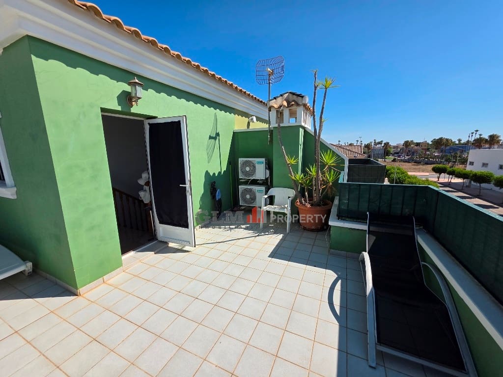 3 Zimmer Apartment zu verkaufen in San Javier mit Pool - 240.000 € (Ref: 10019353)