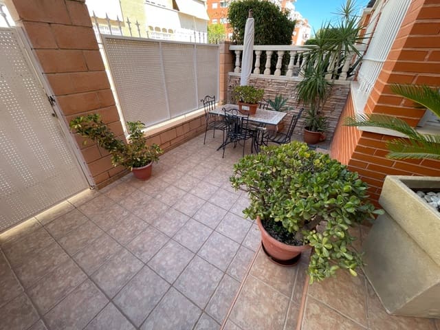 4 quarto Casa em Banda para venda em Elche / Elx com piscina garagem - 452 000 € (Ref: 10023130)