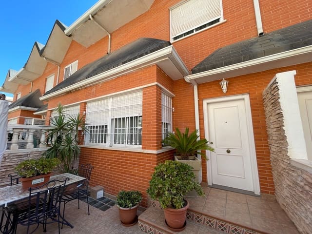 4 quarto Casa em Banda para venda em Elche / Elx com piscina garagem - 452 000 € (Ref: 10023130)