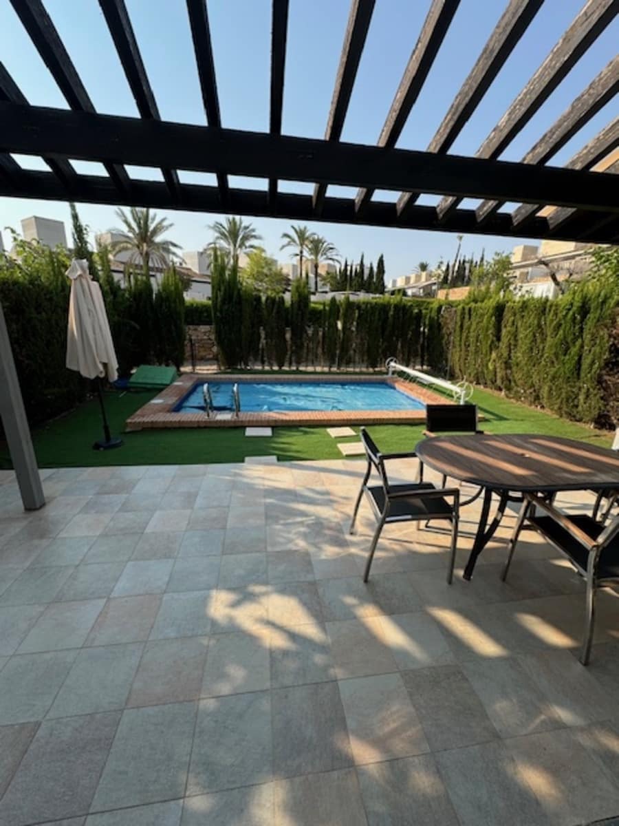 2 Zimmer Villa zu verkaufen in La Peraleja Golf Resort mit Pool Garage - 264.995 € (Ref: 10031161)