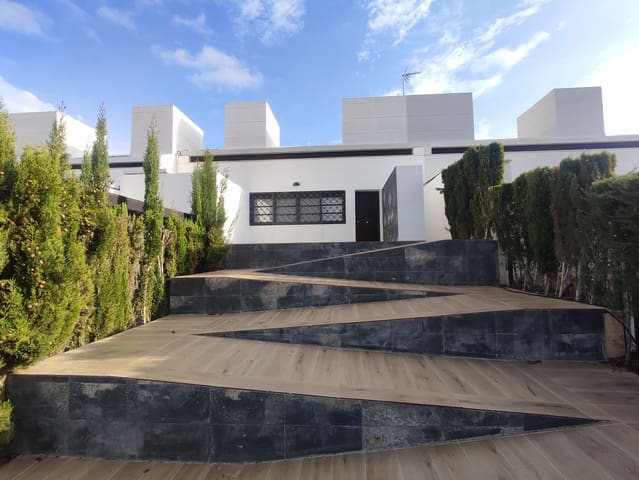 2 Zimmer Villa zu verkaufen in La Peraleja Golf Resort, Murcia Stadt mit Pool Garage - 264.995 € (Ref: 10031161)