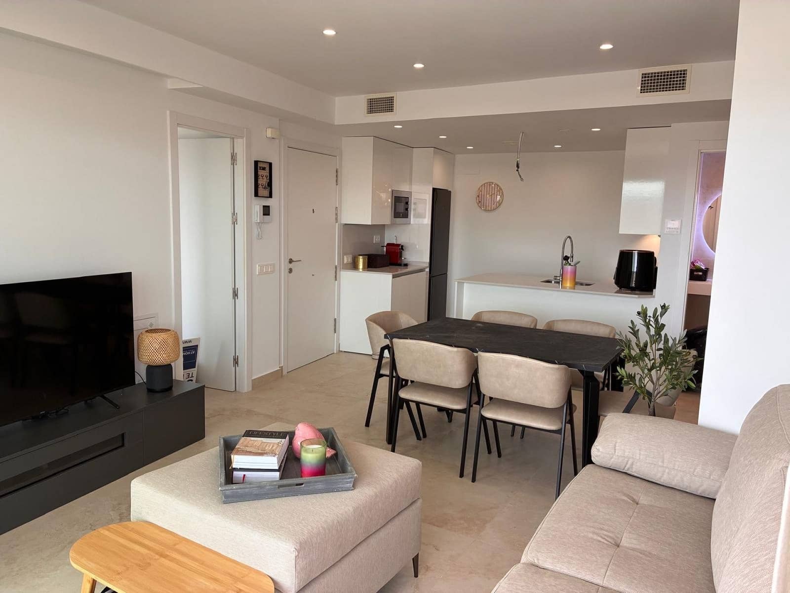 2 bedroom Apartment for sale in Aguilas with pool garage - € 359,000 (Ref: 10041476)