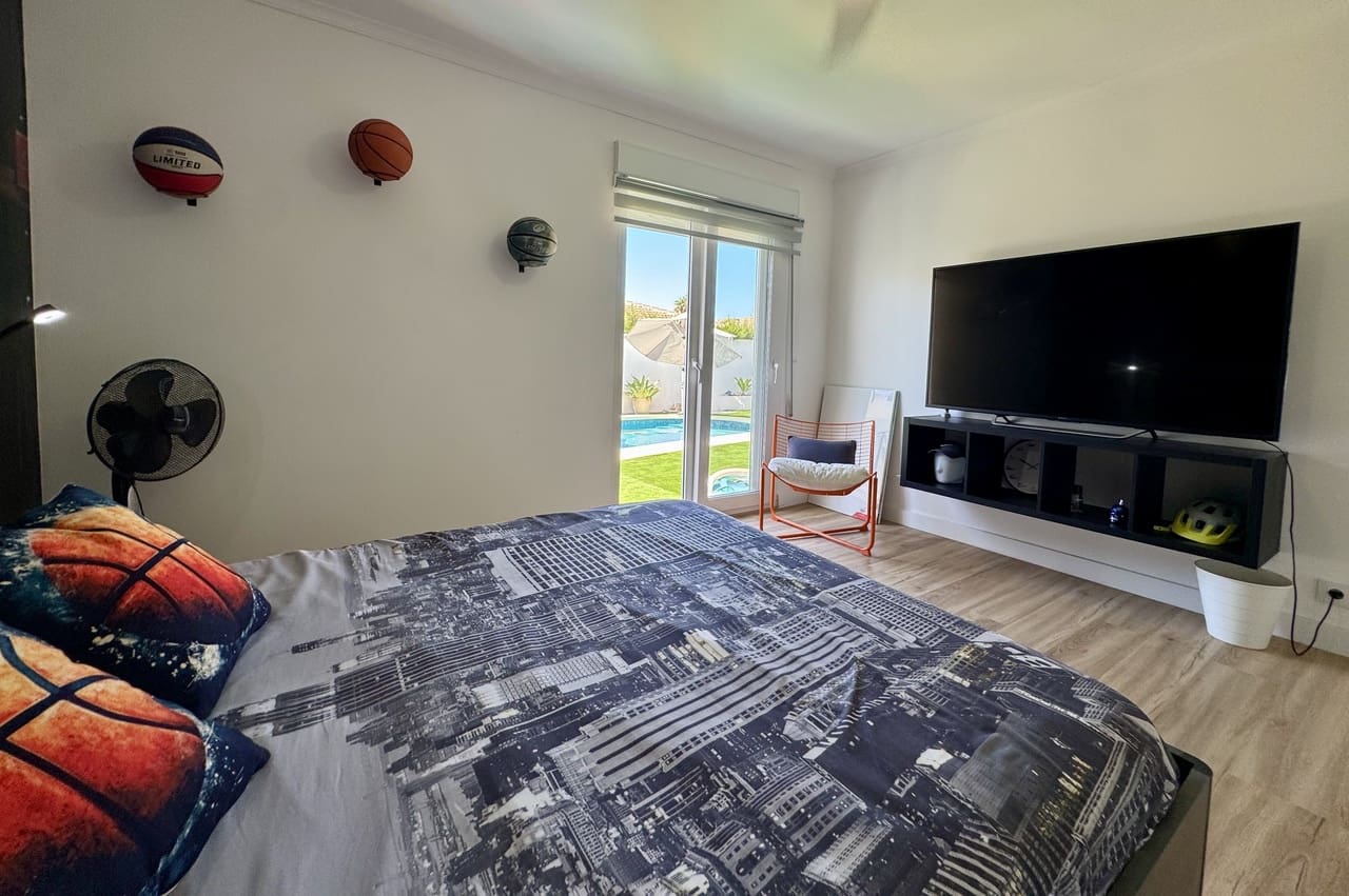 5 slaapkamer Villa te koop in Mar de Cristal met zwembad garage - € 575.000 (Ref: 10057614)