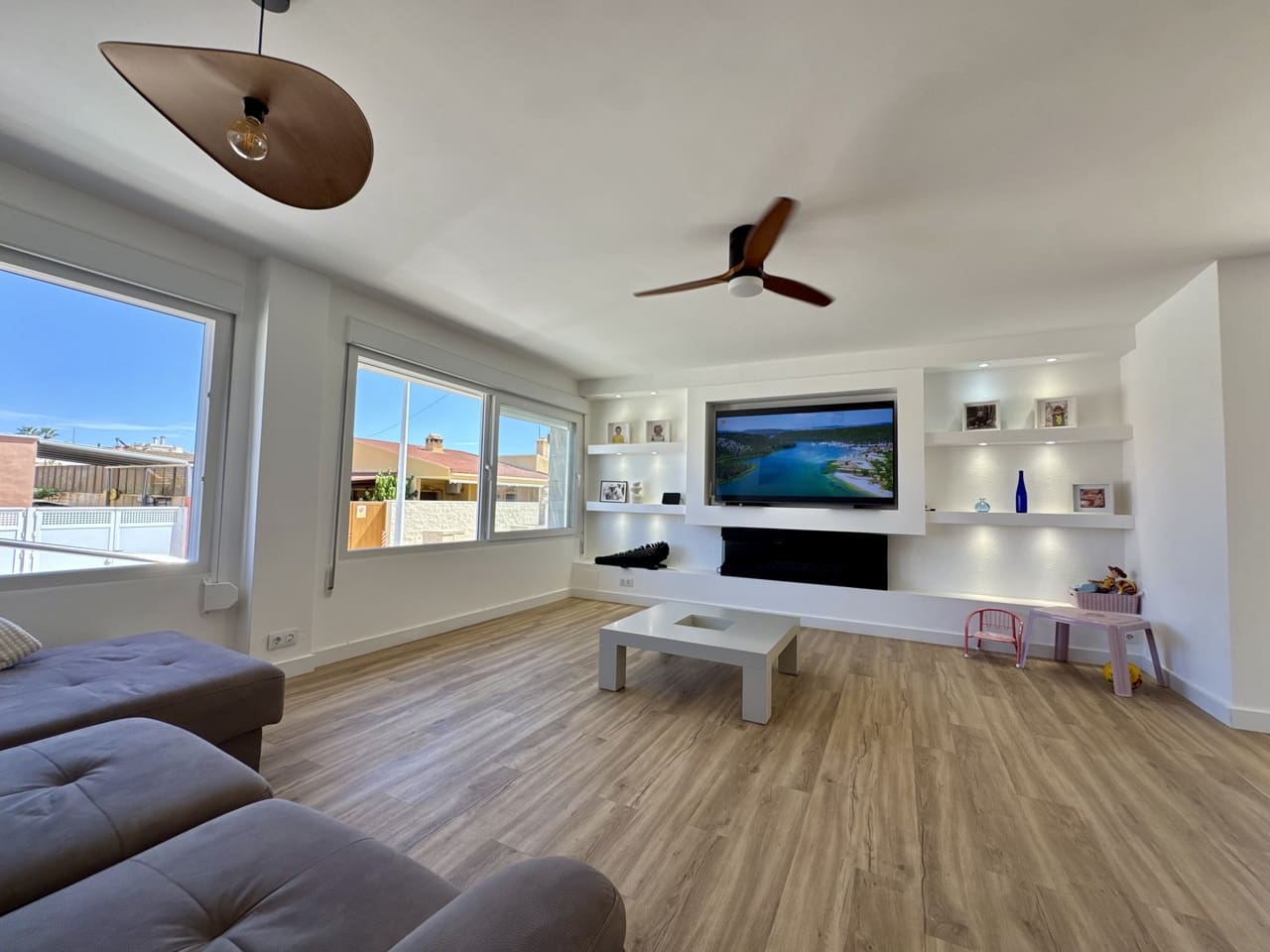 5 slaapkamer Villa te koop in Mar de Cristal met zwembad garage - € 575.000 (Ref: 10057614)