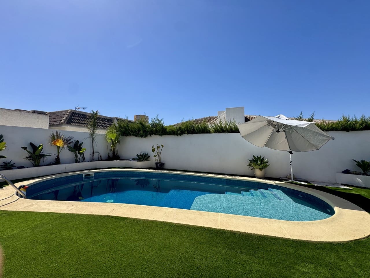 5 slaapkamer Villa te koop in Mar de Cristal met zwembad garage - € 575.000 (Ref: 10057614)