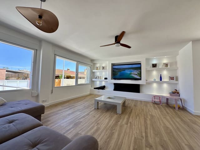 5 slaapkamer Villa te koop in Mar de Cristal, Cartagena met zwembad garage - € 575.000 (Ref: 10057614)