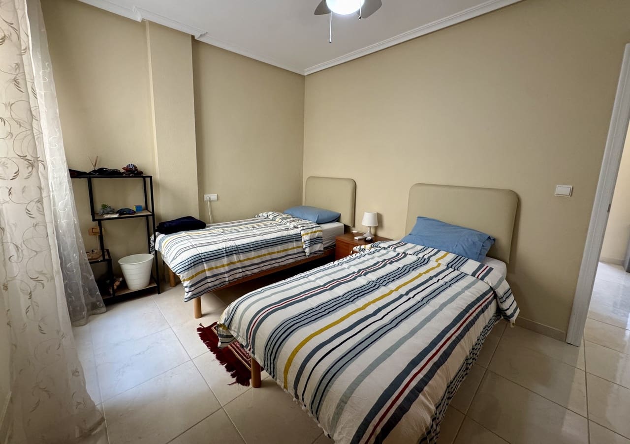 4 Zimmer Apartment zu verkaufen in Los Alcazares mit Pool Garage - 220.000 € (Ref: 10065385)