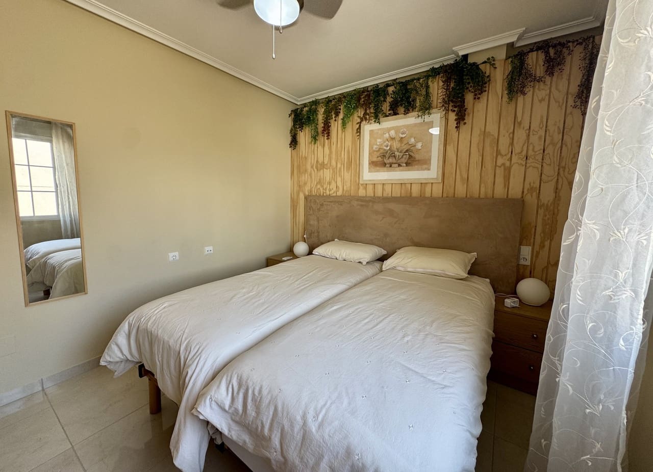 4 Zimmer Apartment zu verkaufen in Los Alcazares mit Pool Garage - 220.000 € (Ref: 10065385)