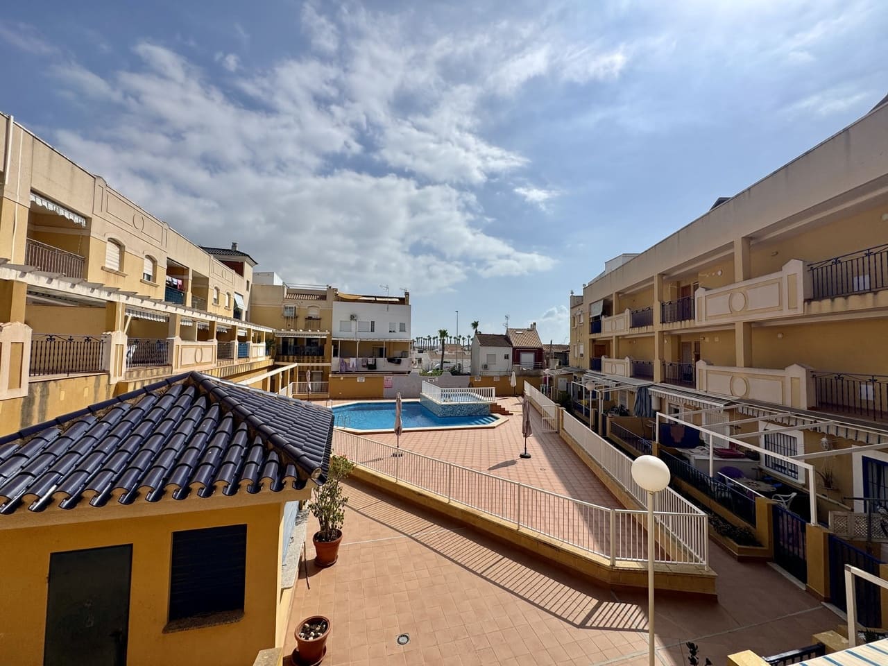 4 Zimmer Apartment zu verkaufen in Los Alcazares mit Pool Garage - 220.000 € (Ref: 10065385)