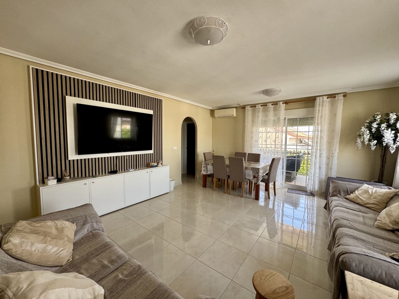 4 Zimmer Apartment zu verkaufen in Los Alcazares mit Pool Garage - 220.000 € (Ref: 10065385)