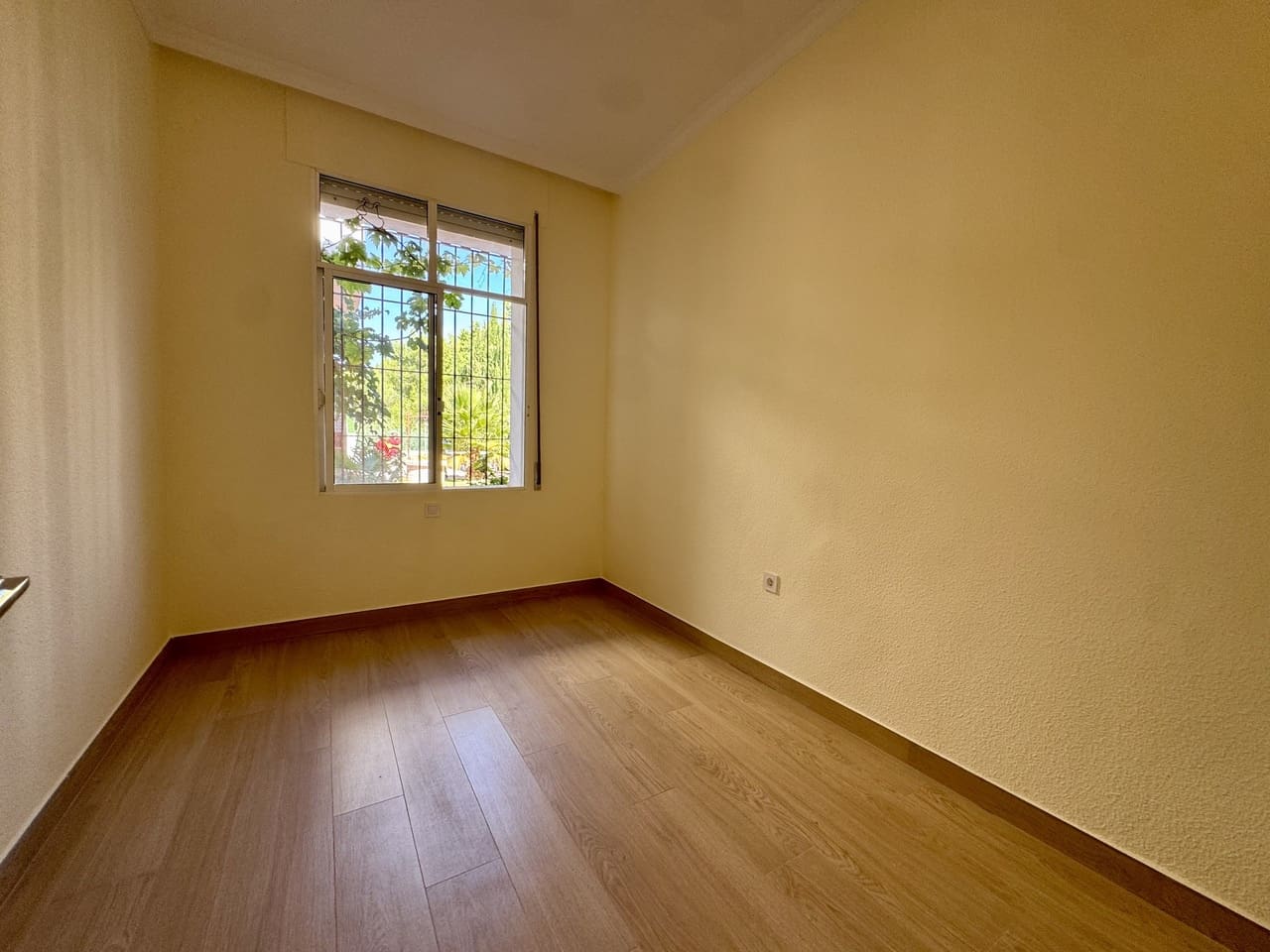 7 slaapkamer Villa te koop in Atamaria met zwembad garage - € 565.000 (Ref: 10095473)