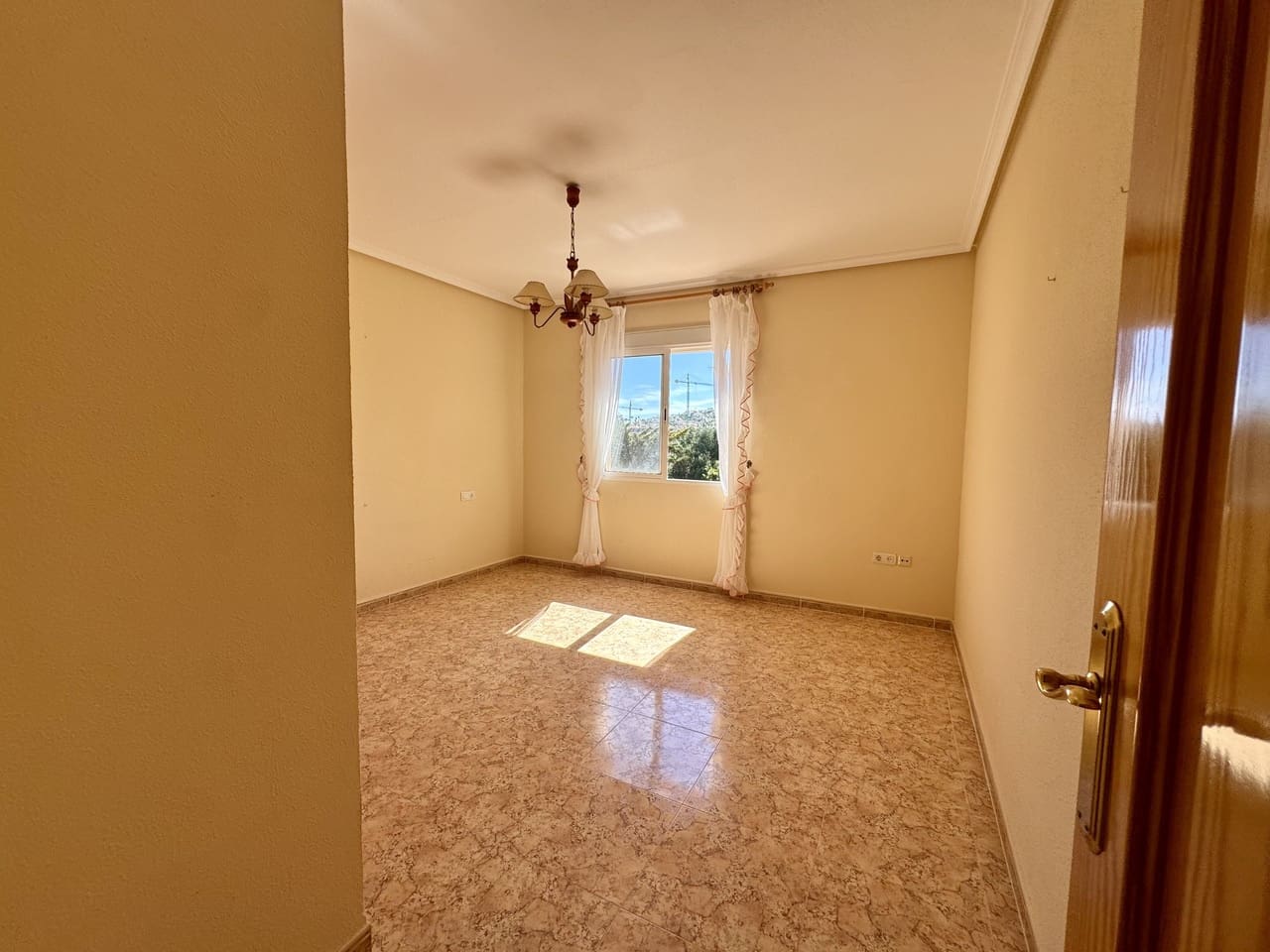 7 slaapkamer Villa te koop in Atamaria met zwembad garage - € 565.000 (Ref: 10095473)