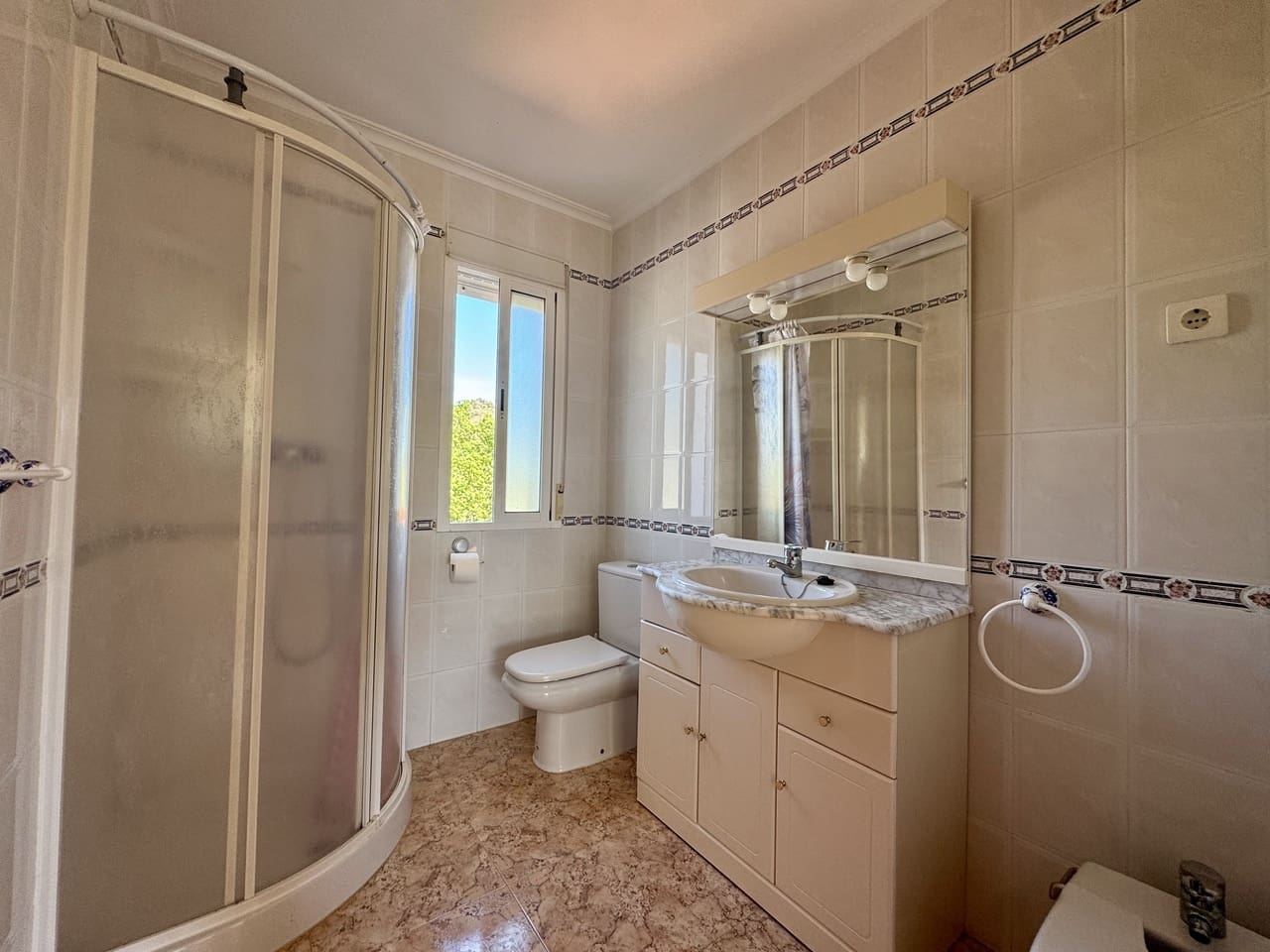 7 slaapkamer Villa te koop in Atamaria met zwembad garage - € 565.000 (Ref: 10095473)