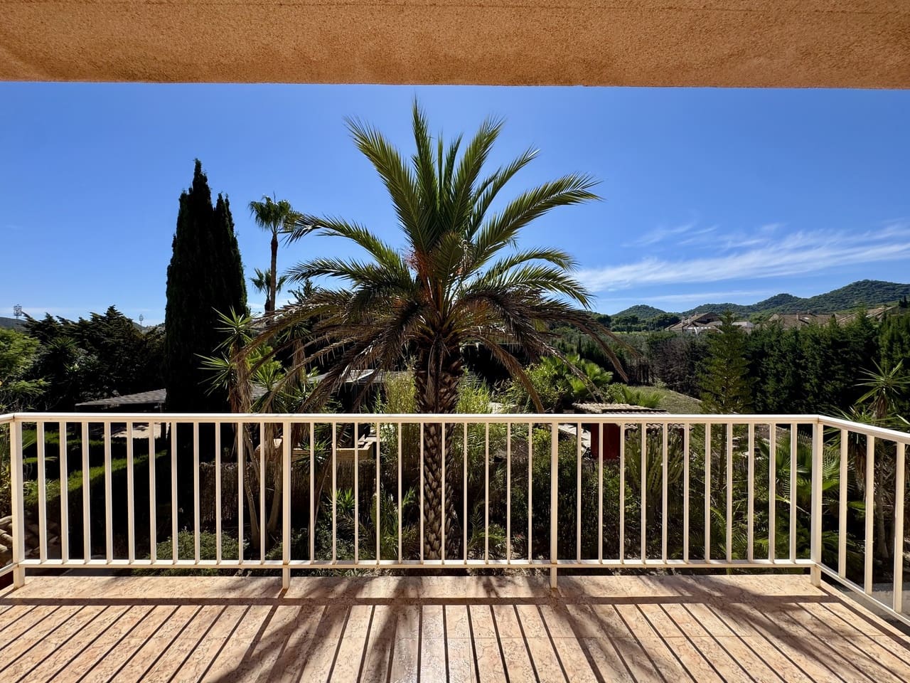 7 slaapkamer Villa te koop in Atamaria met zwembad garage - € 565.000 (Ref: 10095473)