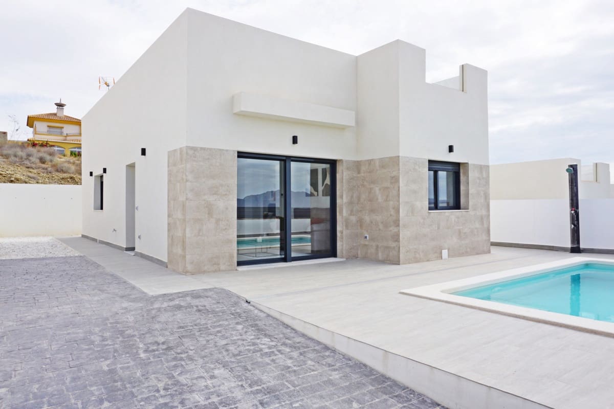 4 bedroom Villa for sale in Mazarron with pool garage - € 299,000 (Ref: 10167741)
