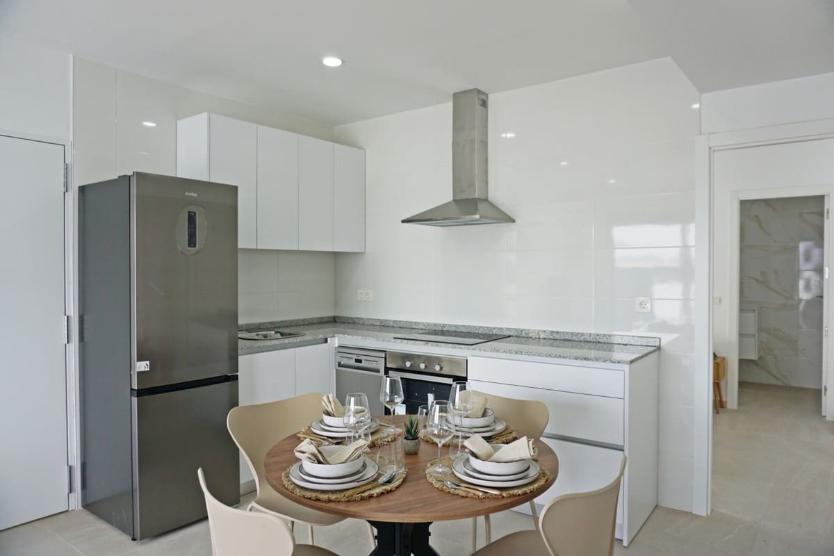 4 bedroom Villa for sale in Mazarron with pool garage - € 299,000 (Ref: 10167741)