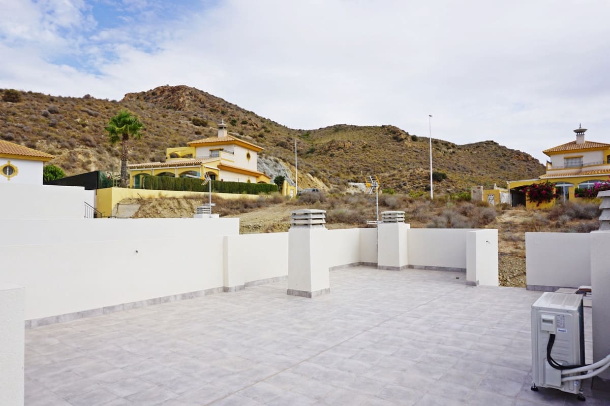 4 bedroom Villa for sale in Mazarron with pool garage - € 299,000 (Ref: 10167741)