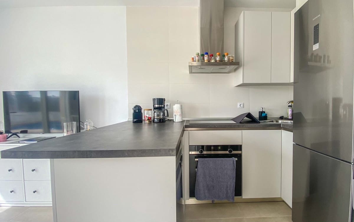 2 sypialnia Willa na sprzedaż w Los Alcazares z basenem garażem - 269 500 € (Ref: 10167793)