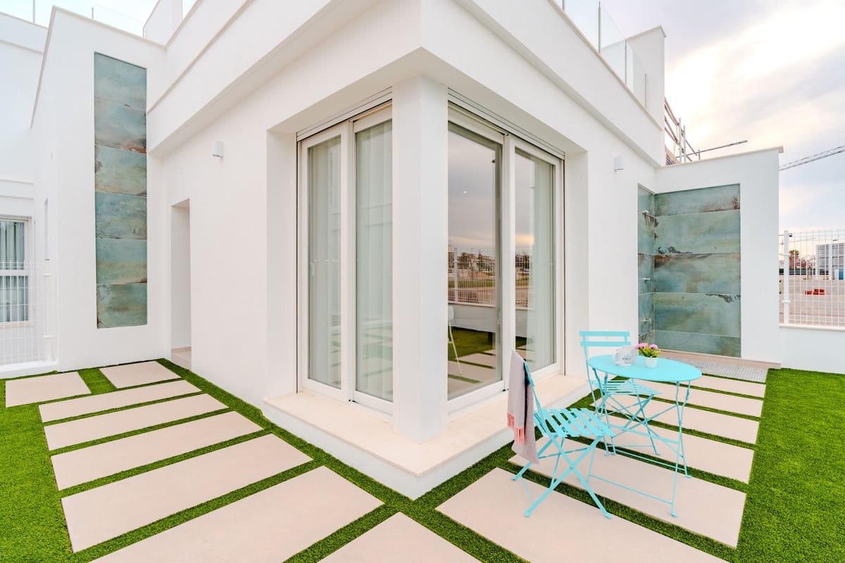 3 chambre Villa/Maison à vendre à Los Alcazares avec piscine garage - 467 000 € (Ref: 10167808)