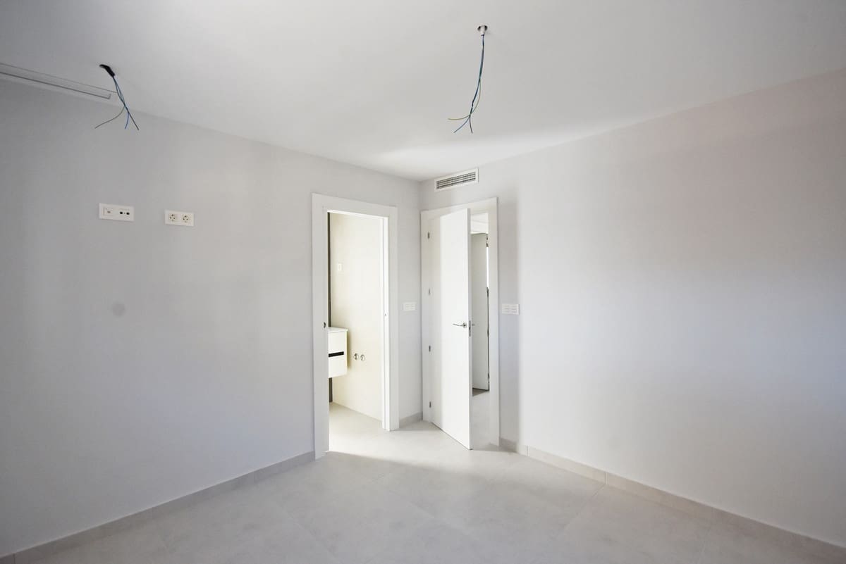 3 soverom Leilighet til salgs i Alamillo med svømmebasseng garasje - € 309 000 (Ref: 10167834)