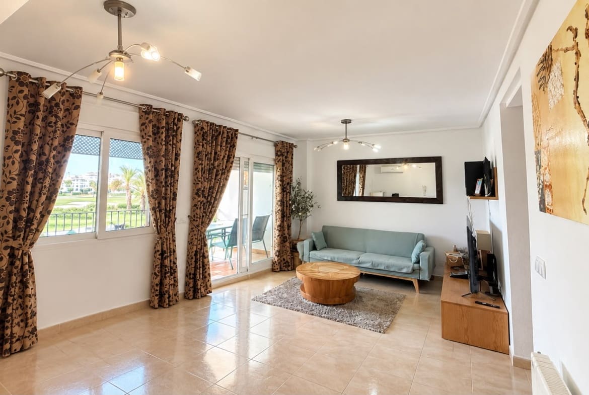 2 Zimmer Apartment zu verkaufen in La Torre Golf Resort mit Pool Garage - 145.000 € (Ref: 10182219)