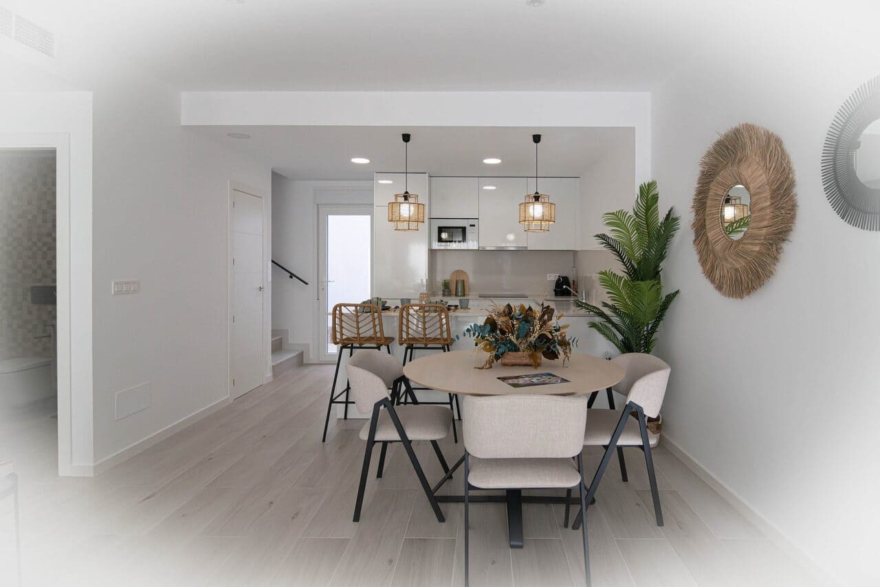 3 bedroom Townhouse for sale in Avileses with pool - € 289,900 (Ref: 7324020)