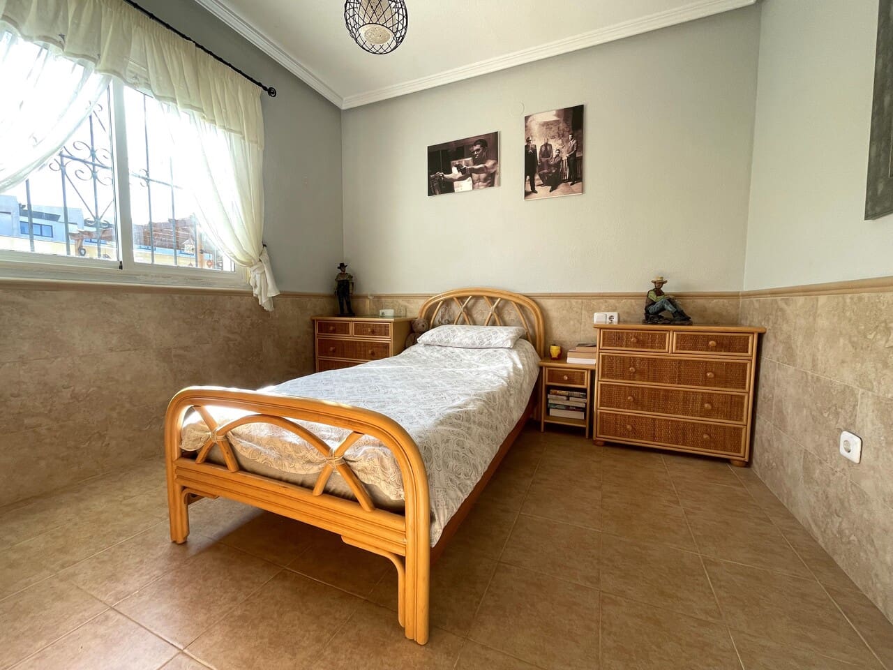 4 soveværelse Villa til salg i Estrella de Mar med swimmingpool - € 450.000 (Ref: 7834179)