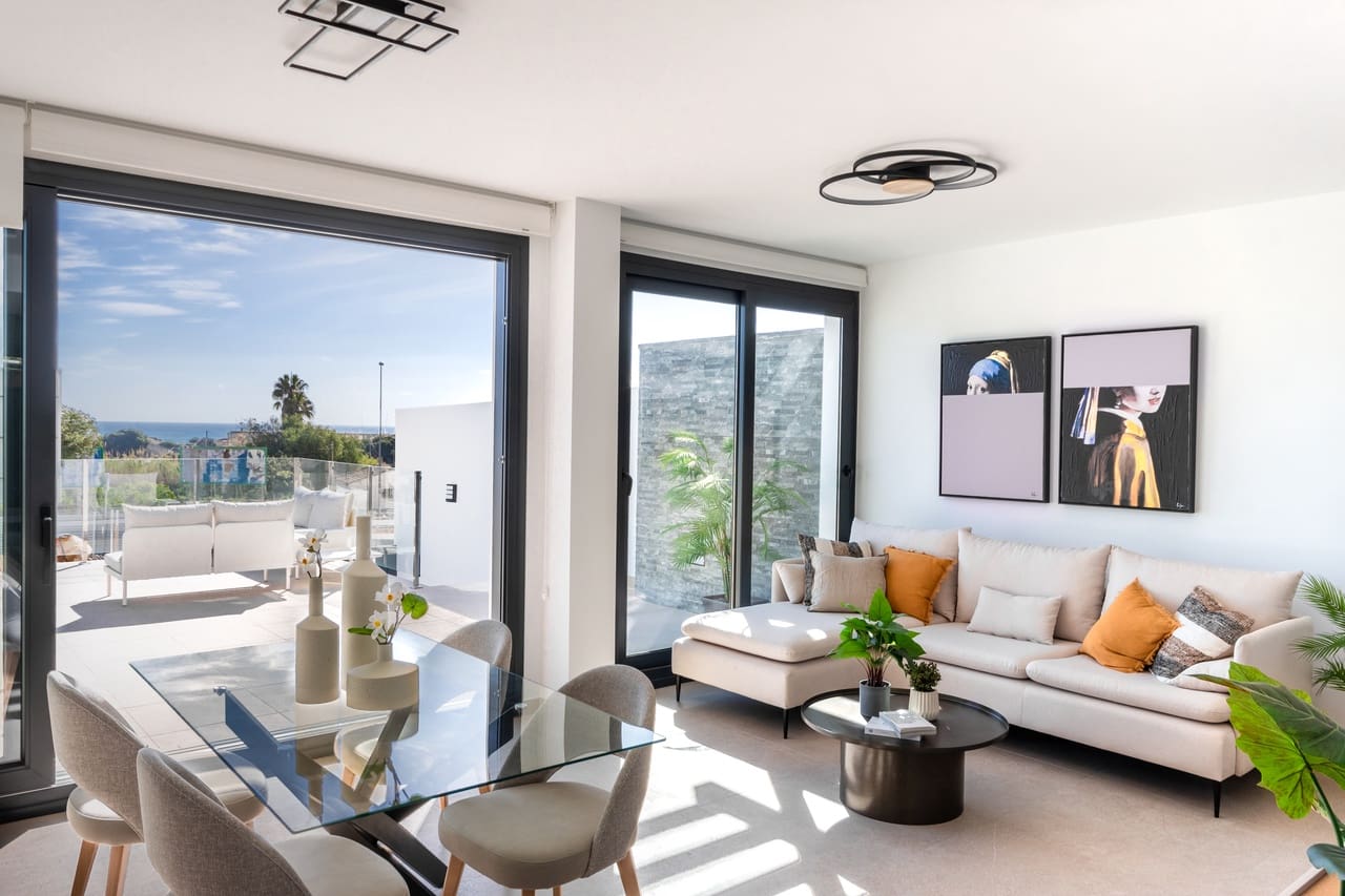 3 bedroom Apartment for sale in Guardamar del Segura with pool garage - € 378,000 (Ref: 8220017)