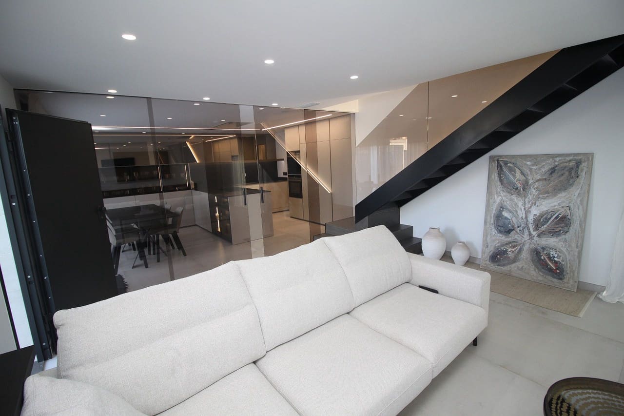 4 soveværelse Villa til salg i San Pedro del Pinatar med swimmingpool - € 480.000 (Ref: 8252467)