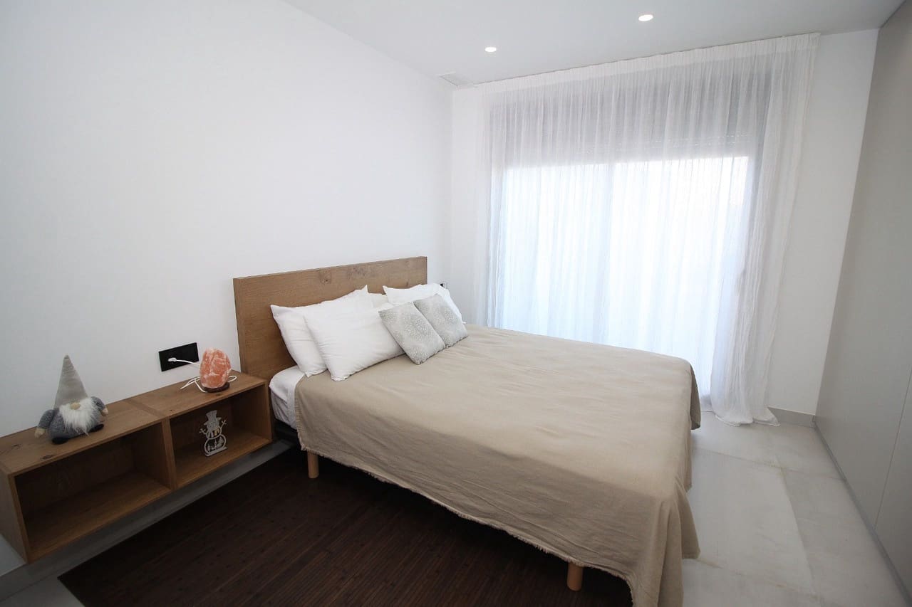 4 soveværelse Villa til salg i San Pedro del Pinatar med swimmingpool - € 480.000 (Ref: 8252467)