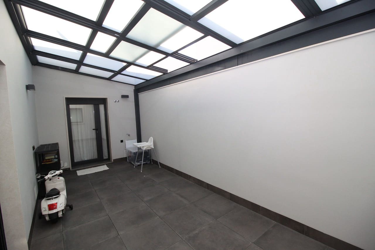 4 soveværelse Villa til salg i San Pedro del Pinatar med swimmingpool - € 480.000 (Ref: 8252467)