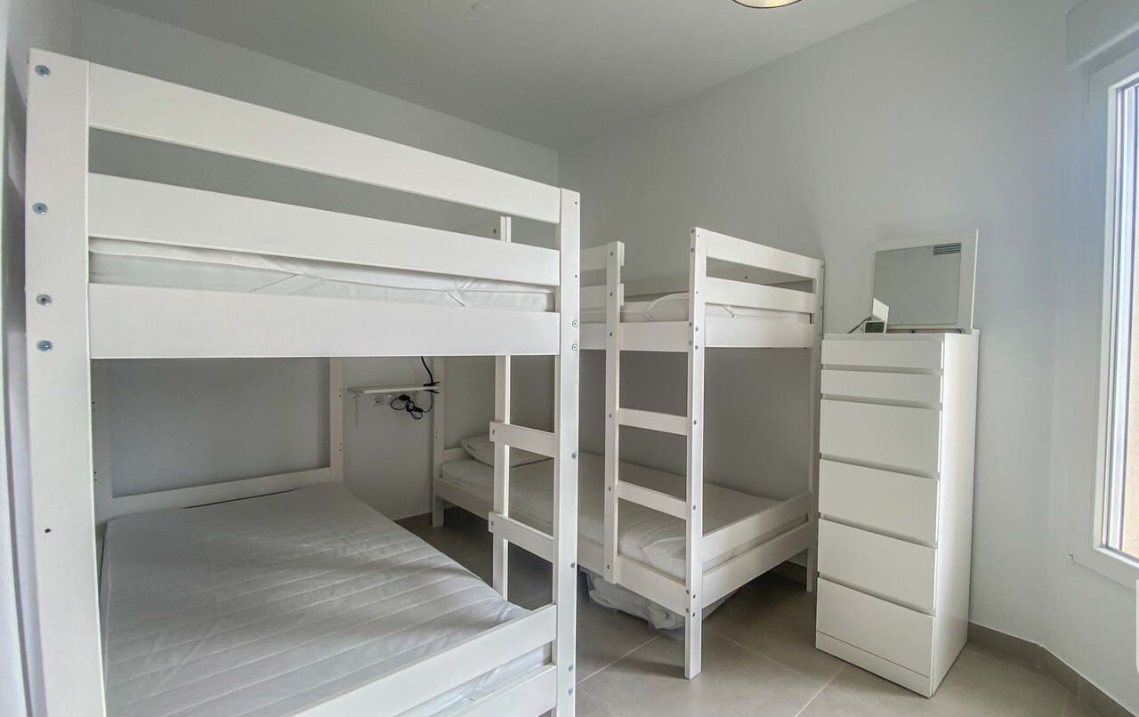 2 soveværelse Semi-Rækkehus til salg i Los Alcazares med swimmingpool - € 245.000 (Ref: 8252469)