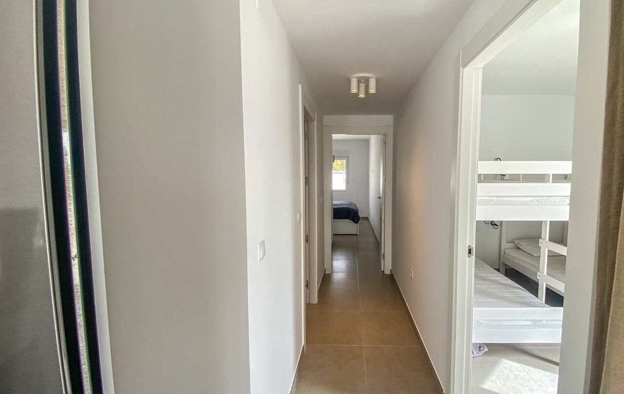 2 soveværelse Semi-Rækkehus til salg i Los Alcazares med swimmingpool - € 245.000 (Ref: 8252469)